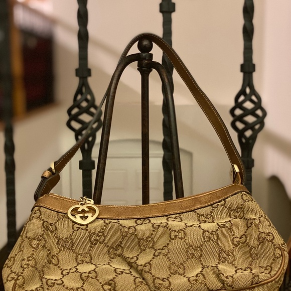 Gucci 245938 467891 with heart charm - Picture 1 of 4